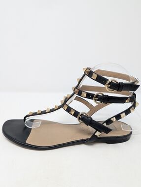 Valentino Garavani Rockstud Black Thong Sandals Size 37.5 Caged Gladiator